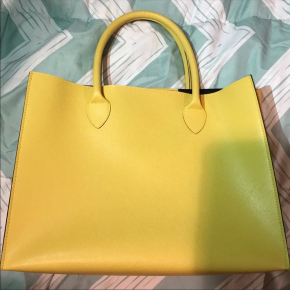 Handbags - Yellow Purse